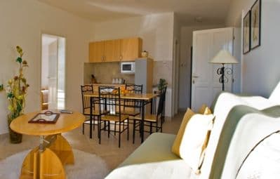 apartman_sa_kuhinjom_i_kupatilom